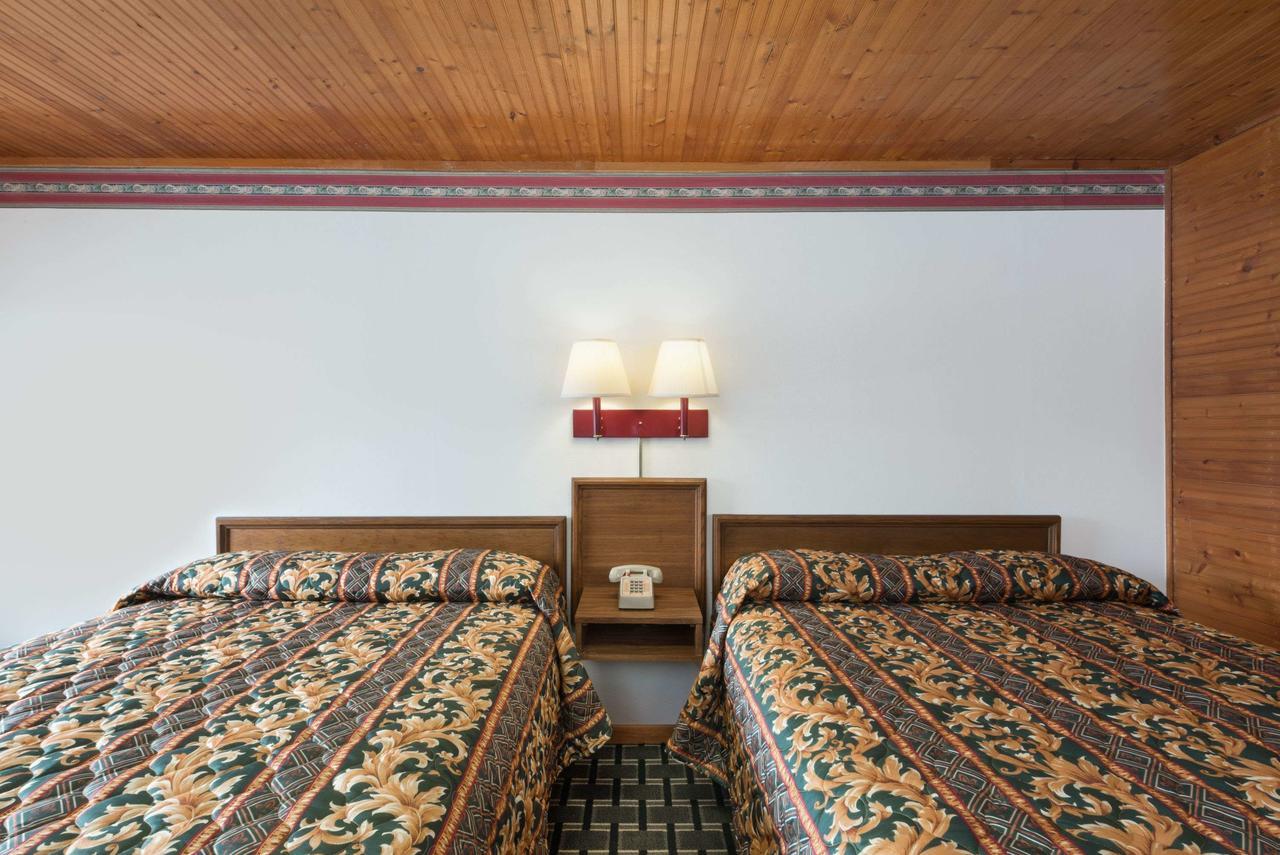 Post Oak Inn บราวน์วูด ภายนอก รูปภาพ