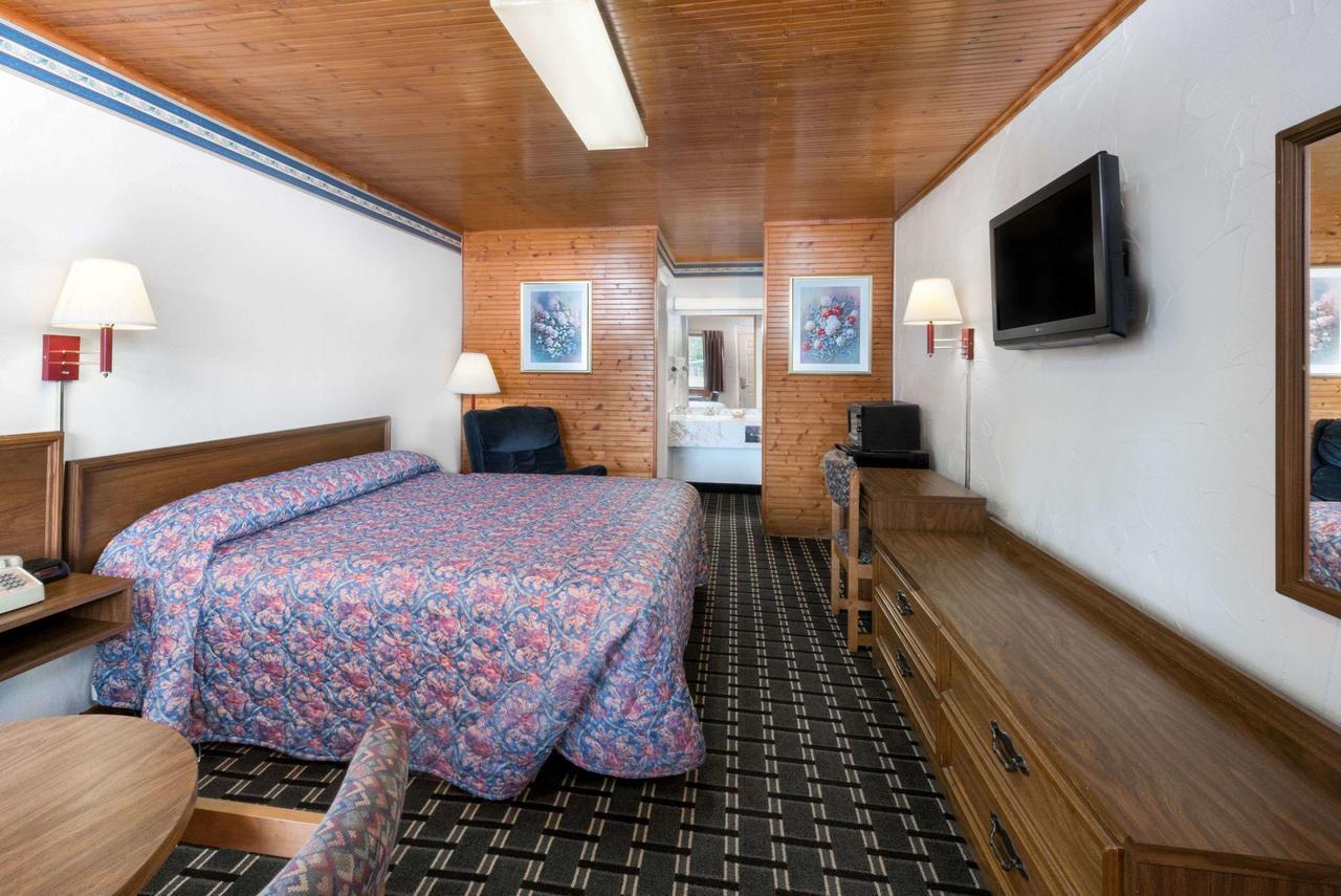 Post Oak Inn บราวน์วูด ภายนอก รูปภาพ