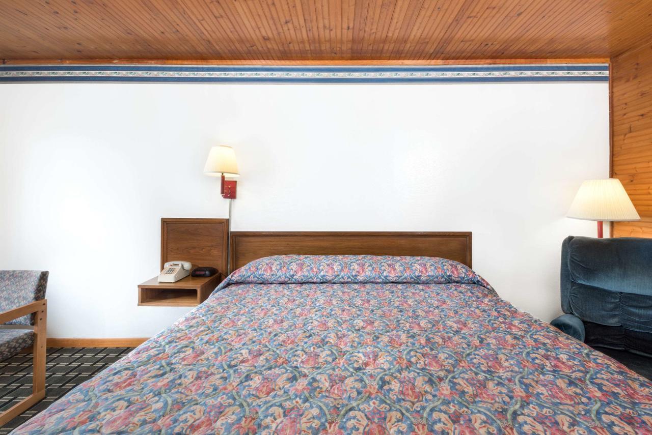 Post Oak Inn บราวน์วูด ภายนอก รูปภาพ